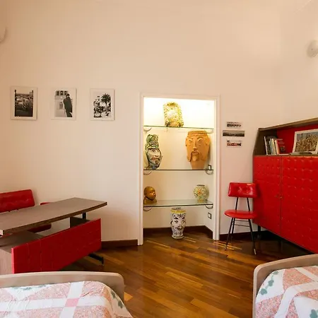 Casa Dell'opera كالتاجيروني